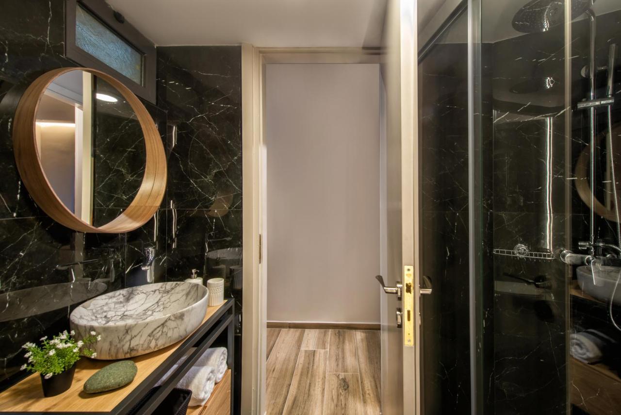 Apartment Archipelagos In The Heart Of The *